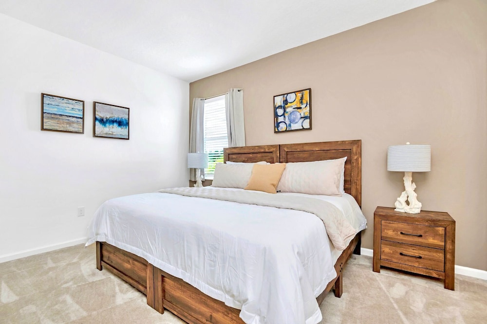 8BR Family Resort Home With Pool & Theatre - photo 6