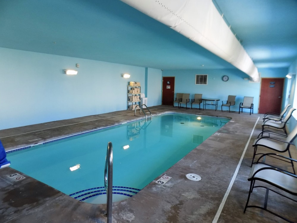 Cobblestone Hotel & Suites Seward - photo 41