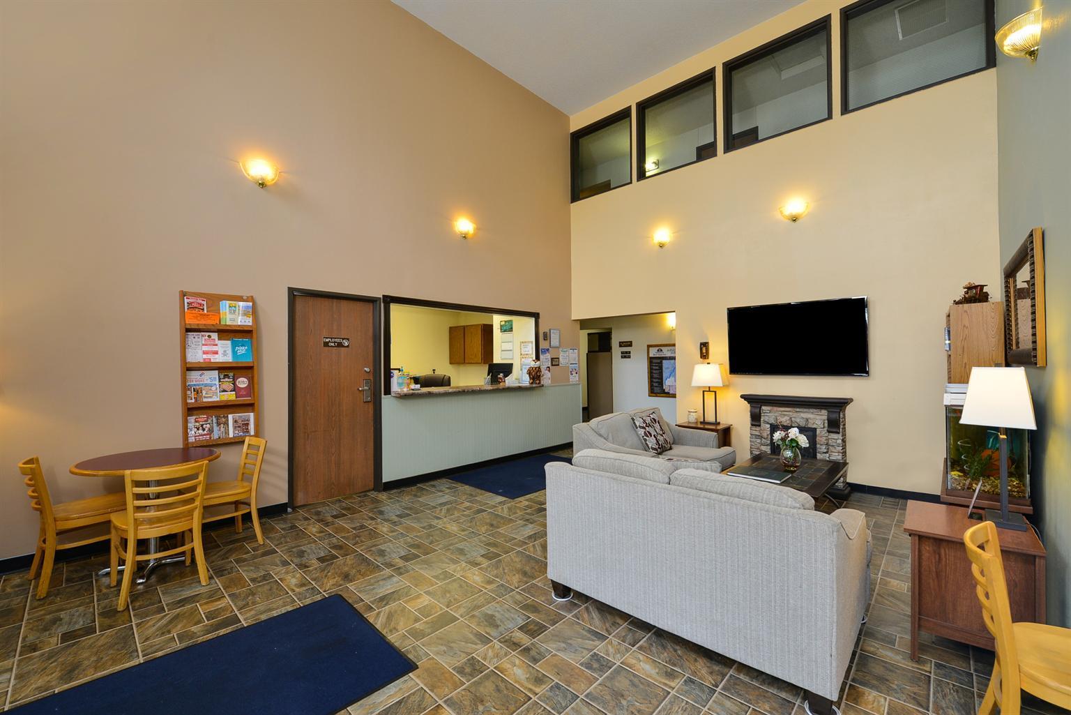 Americas Best Value Inn Wisconsin Rapids - photo 7
