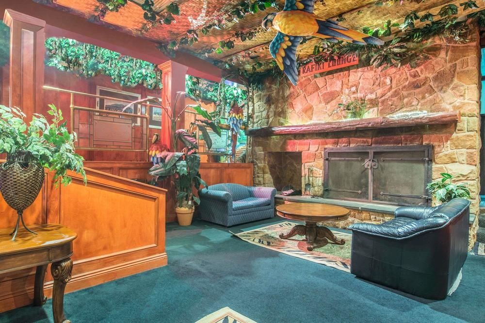 The Crossroads Inn - last minute hotel in Bartonsville