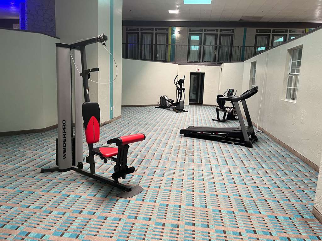 Fifth Season Inn & Suites - photo 24