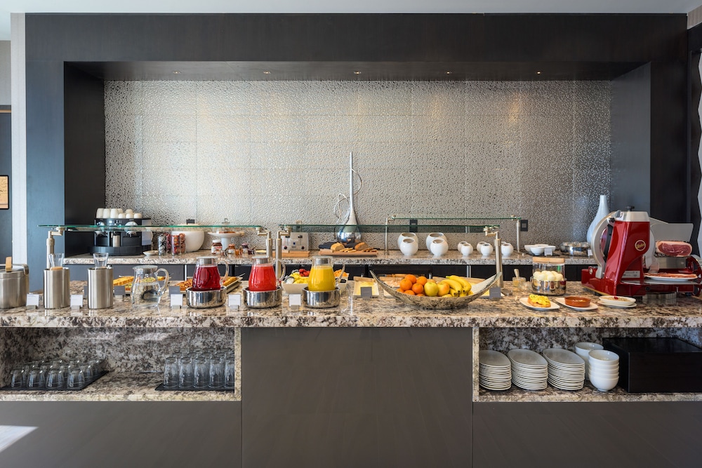 AC Hotel by Marriott Boston North - photo 54