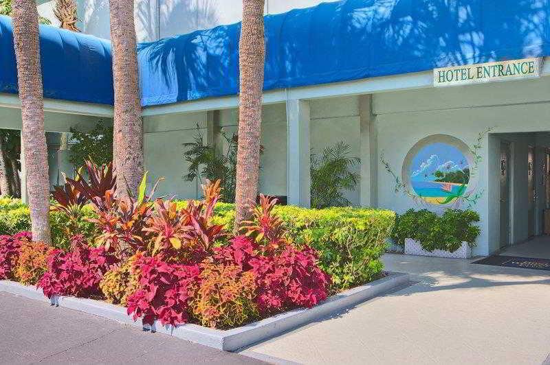 Ramada By Wyndham Fort Lauderdale Oakland Park - photo 4
