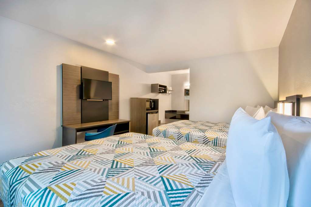 Motel 6 Marina CA Monterey - photo 18