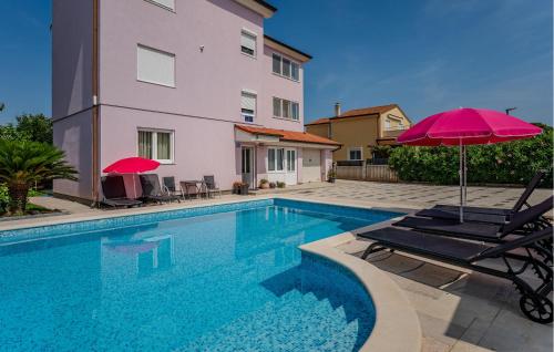 Cozy Apartment In Fazana With Wifi — 4-Star Luxury Hotel in Fazana, Croatia