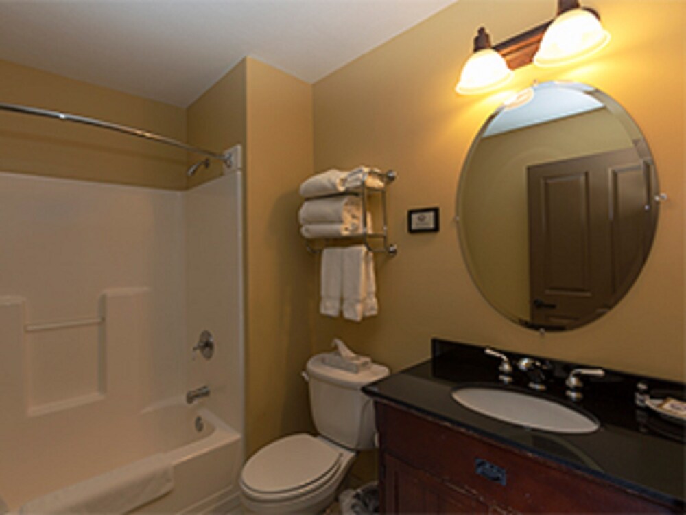 The Red Mill Inn - photo 21