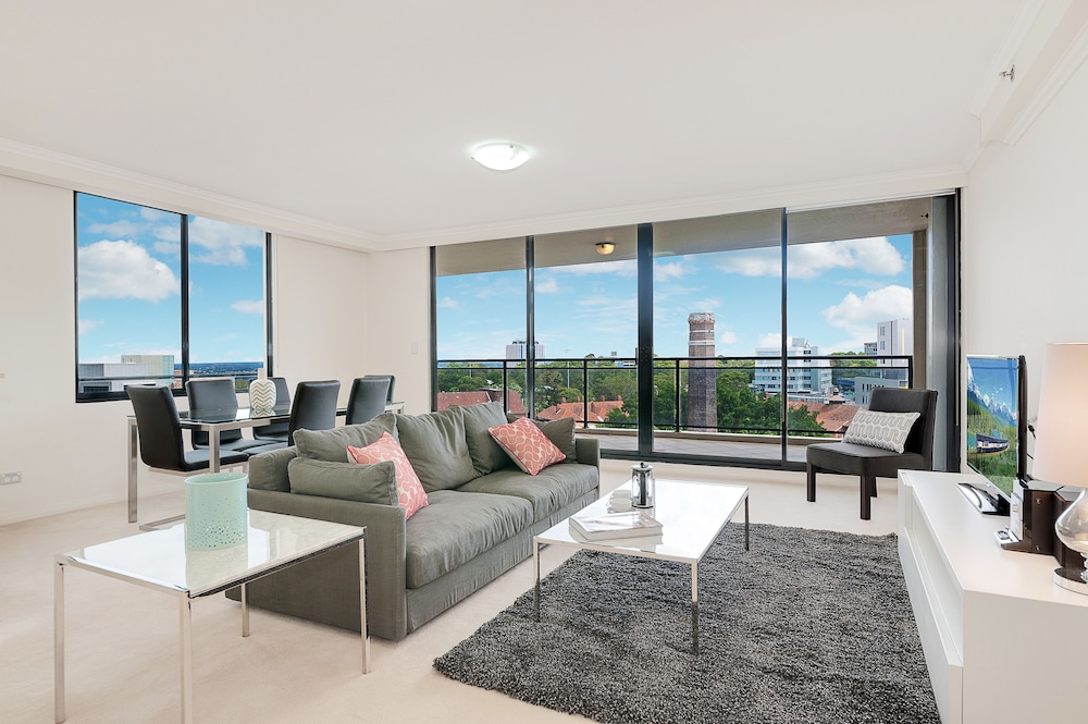 Wyndel Apartments Herbert — 4-Star Luxury Hotel in St Leonards, Australia