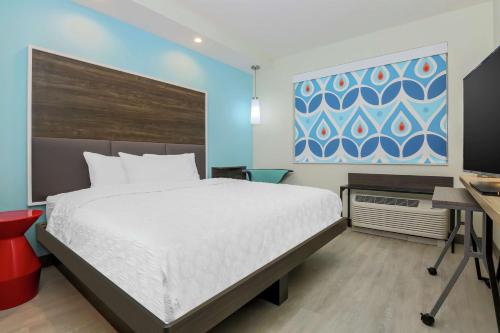Tru by Hilton Amarillo West - photo 13