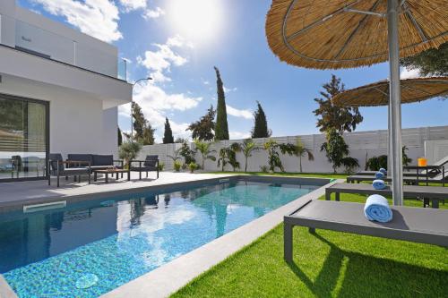 Villa Vitalia 3 En suite Beds with Private Pool