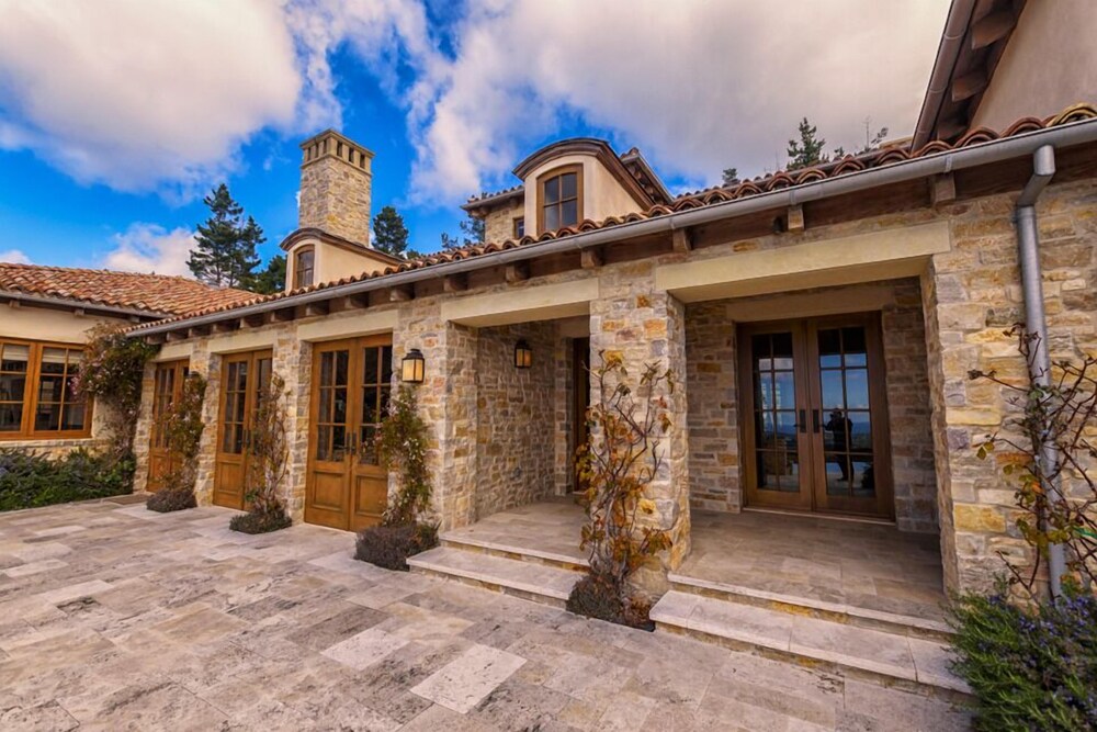 LX1 Chateau D' Renaitre Estate Carmel by the sea - photo 53