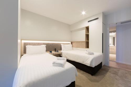 Metropolitan 70 — 4-Star Luxury Hotel in Canberra, Australia
