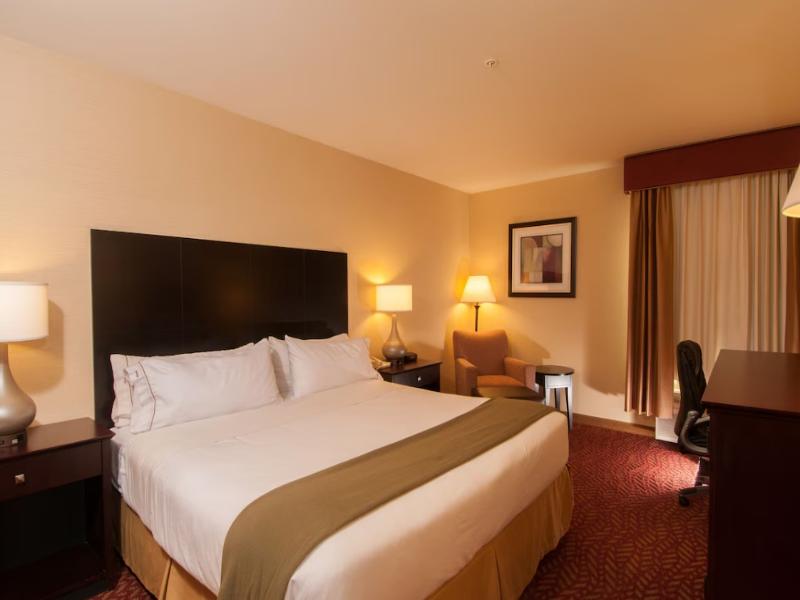 Holiday Inn Express Vernon Manchester by IHG - photo 5