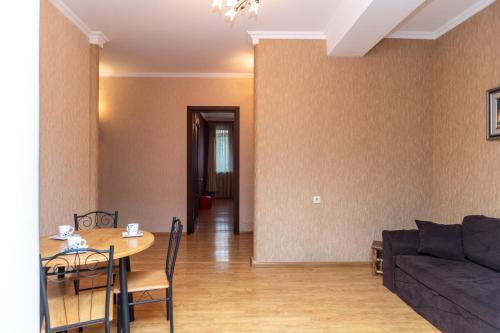 Gnn Cosy Apartment