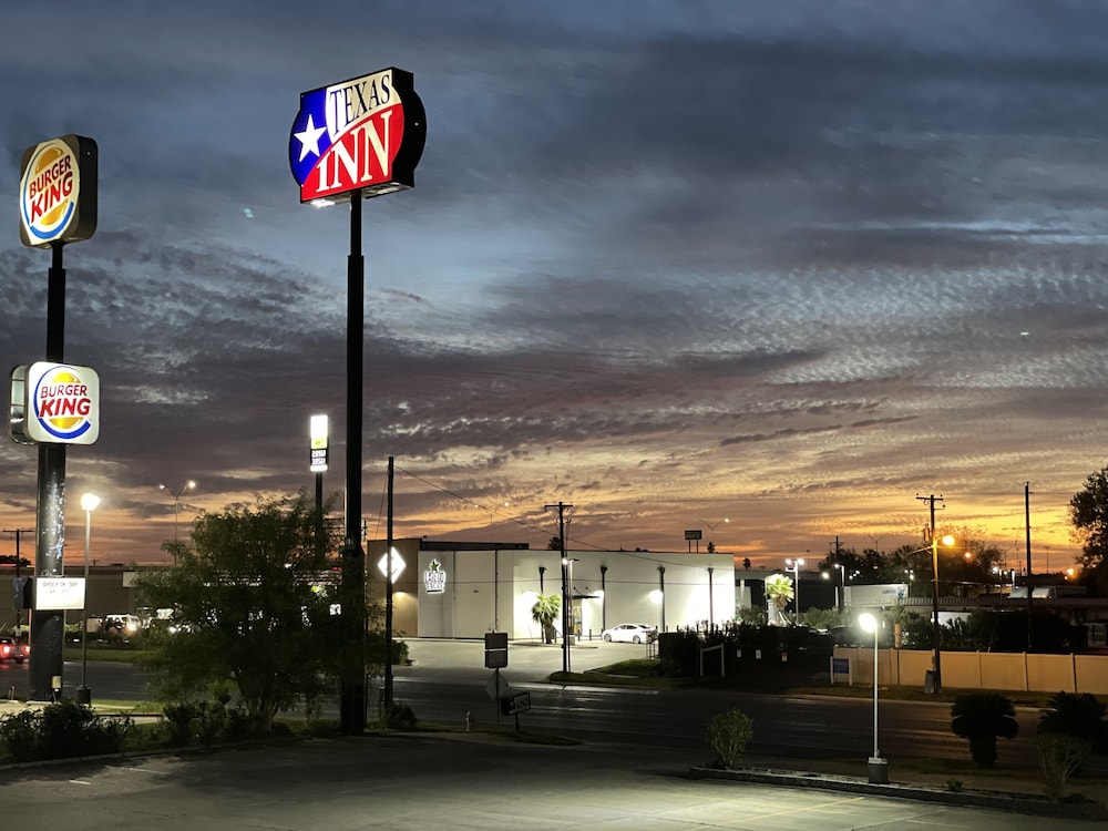 Texas Inn La Feria - photo 6
