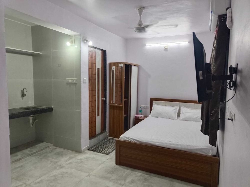 Hotel Parcham in Jamnagar, India