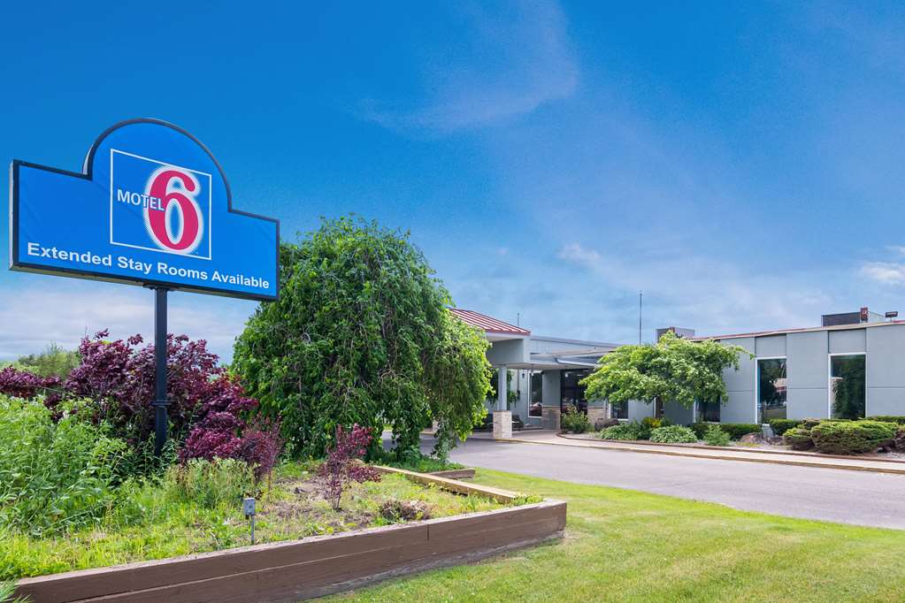 Motel 6 Oriskany NY - featured photo