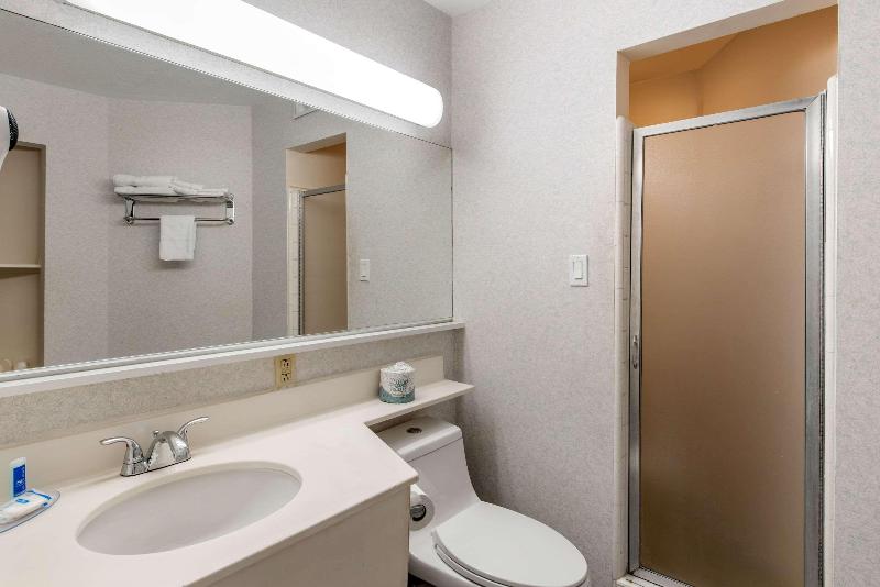 Rodeway Inn Redding - photo 33