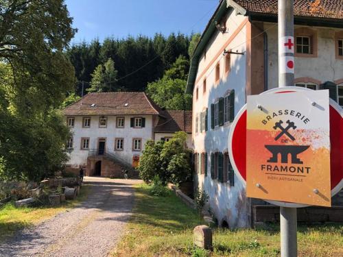 La Demeure Des Forges — hotel in Grandfontaine