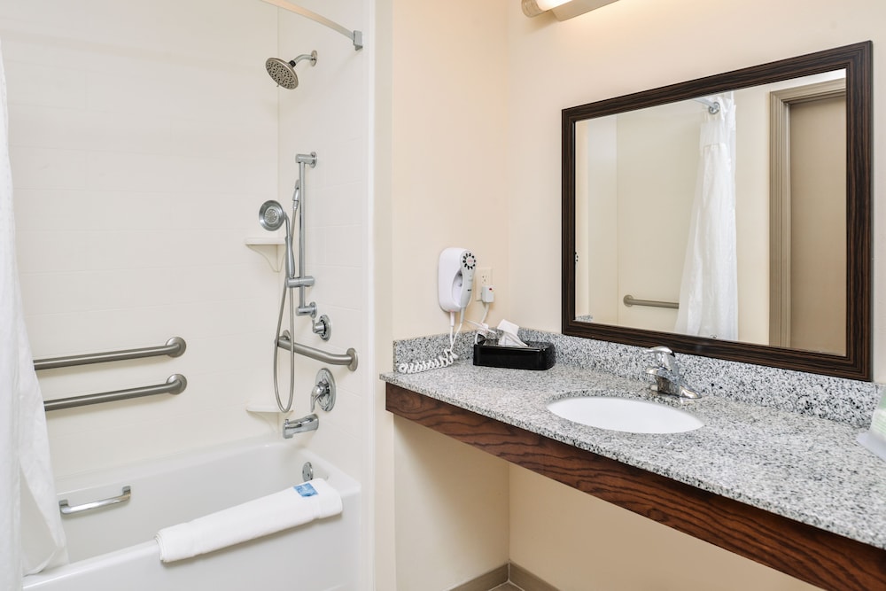 Holiday Inn Express & Suites York by IHG - photo 11