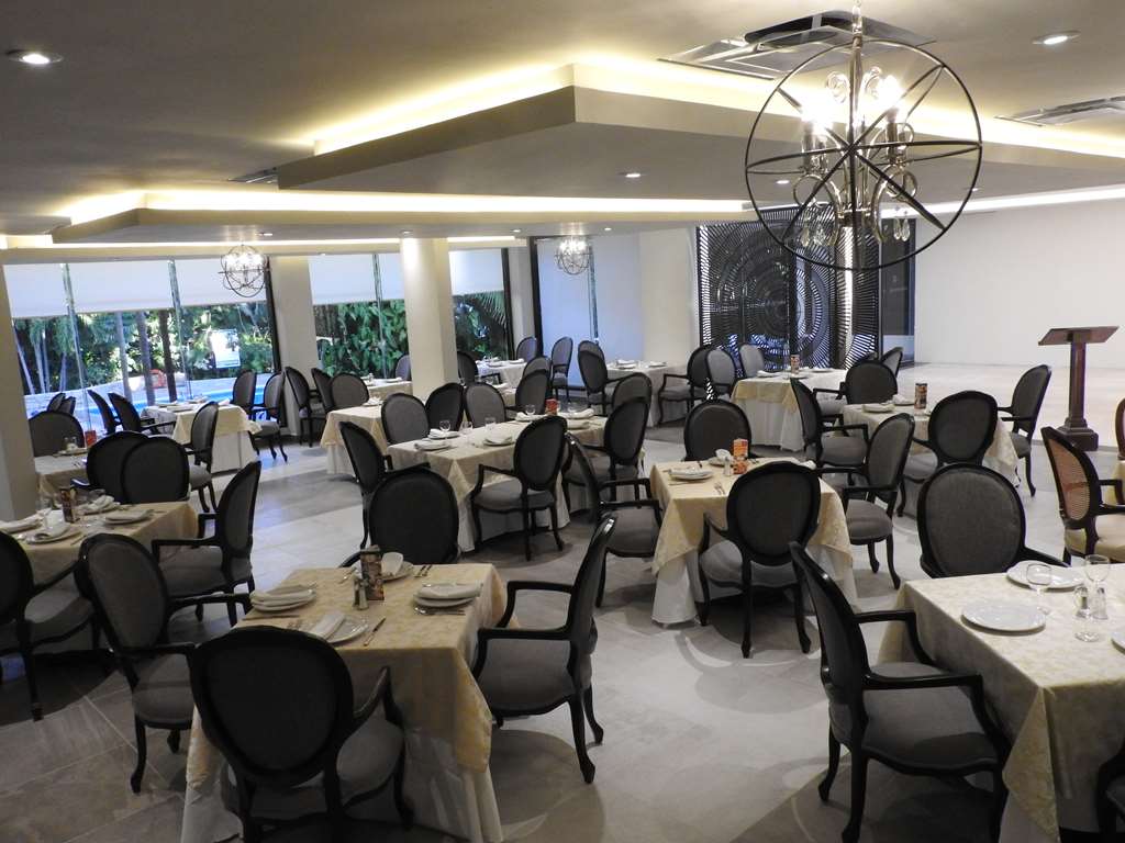 HS HOTSSON Hotel Tampico Restaurante Sal n