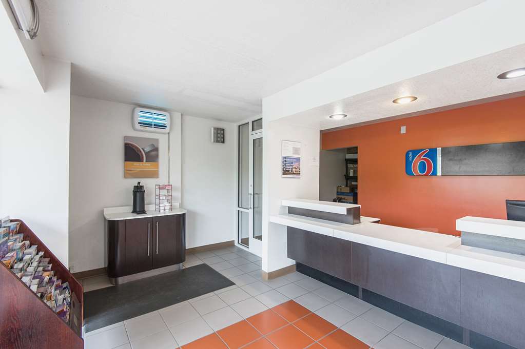 Motel 6 Overland Park KS - photo 21