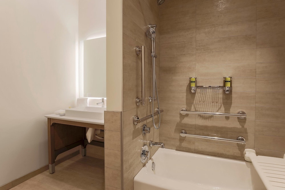 Element Ontario Rancho Cucamonga - photo 18