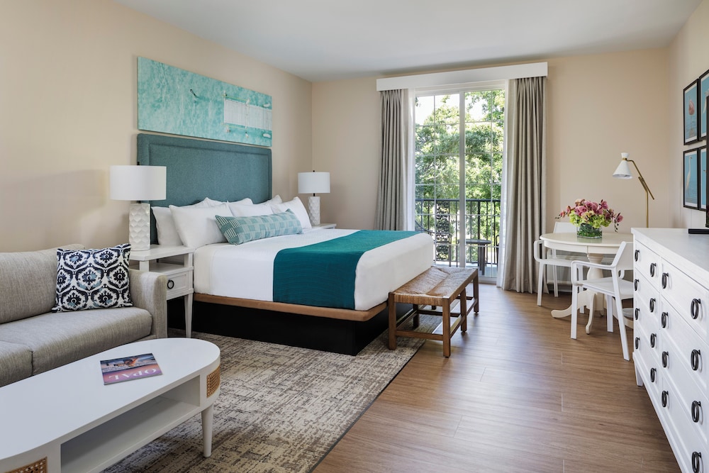 The Capri Inn - photo 13