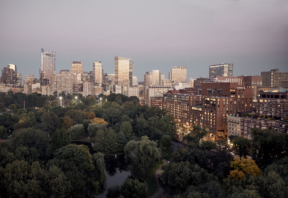 Four Seasons Hotel Boston - featured photo