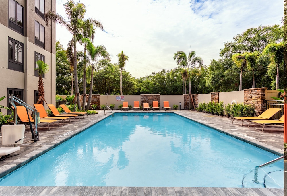 Holiday Inn Express Tampa Brandon by IHG - photo 14