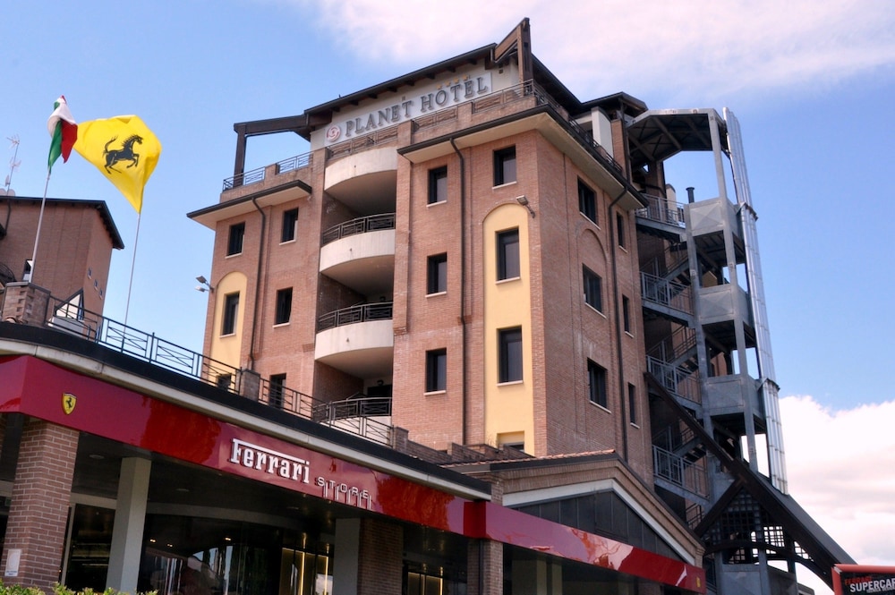 Planet Hotel — hotel in Maranello