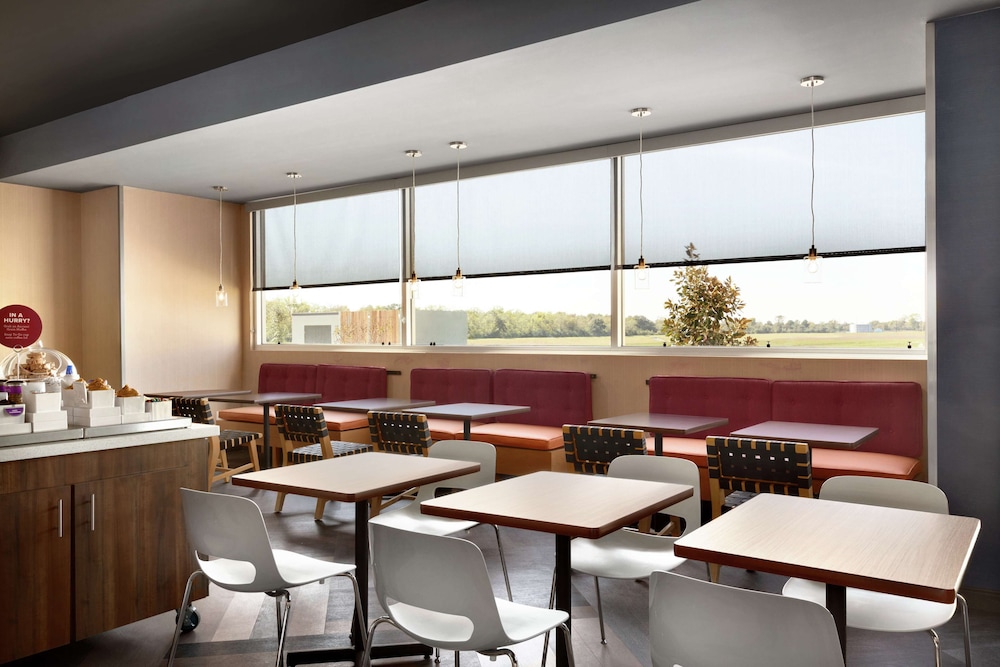 Tru by Hilton Houston Webster NASA - photo 5