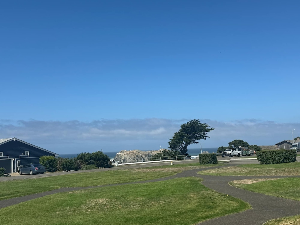 Sunset Oceanfront Lodging - photo 134