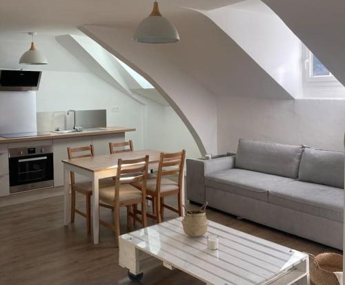 Au Bord de la Mayenne in Laval, France