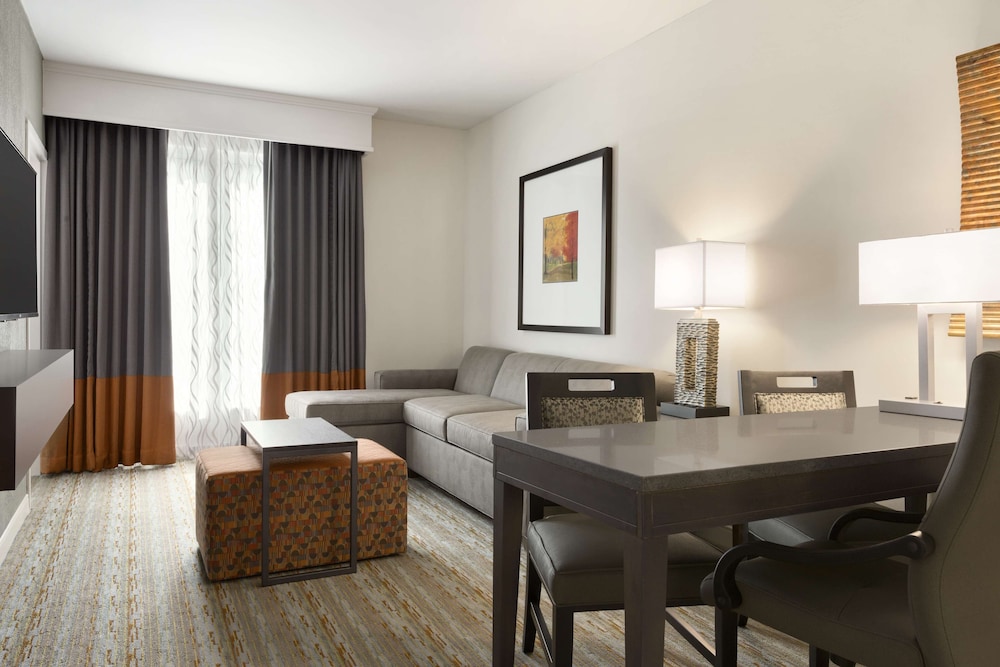 Embassy Suites by Hilton Greenville Downtown Riverplace - photo 18
