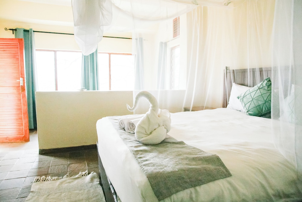 Cutty Sark Lodge — Kariba — photo 3