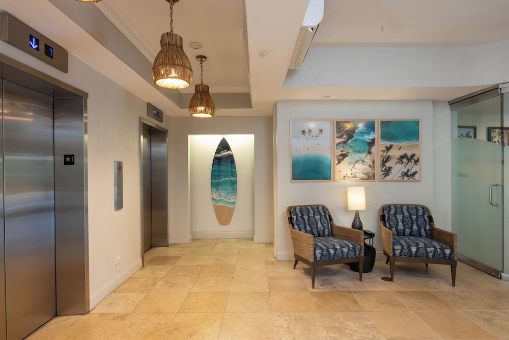 Regency on Beachwalk Waikiki by OUTRIGGER - photo 6