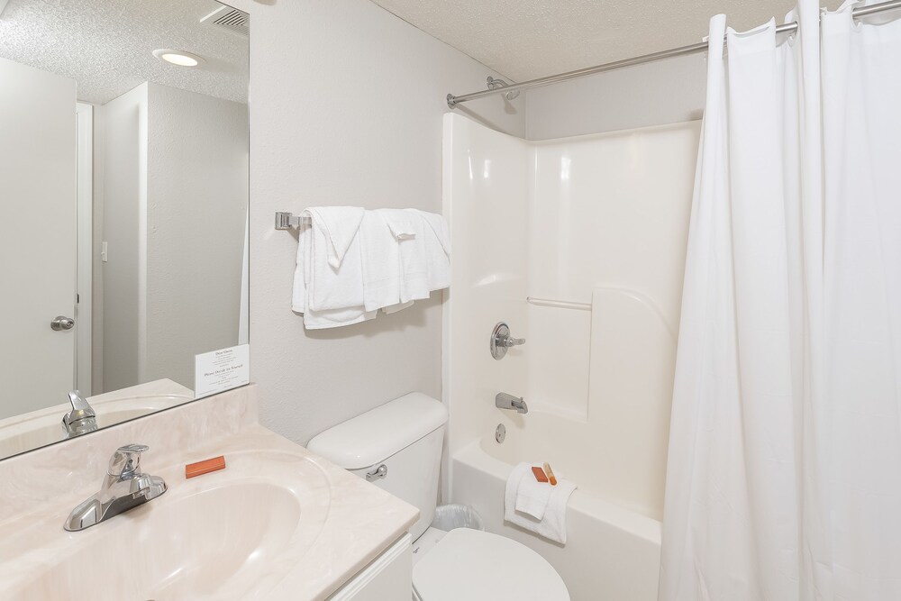 Phoenix All Suites West Hotel - photo 43