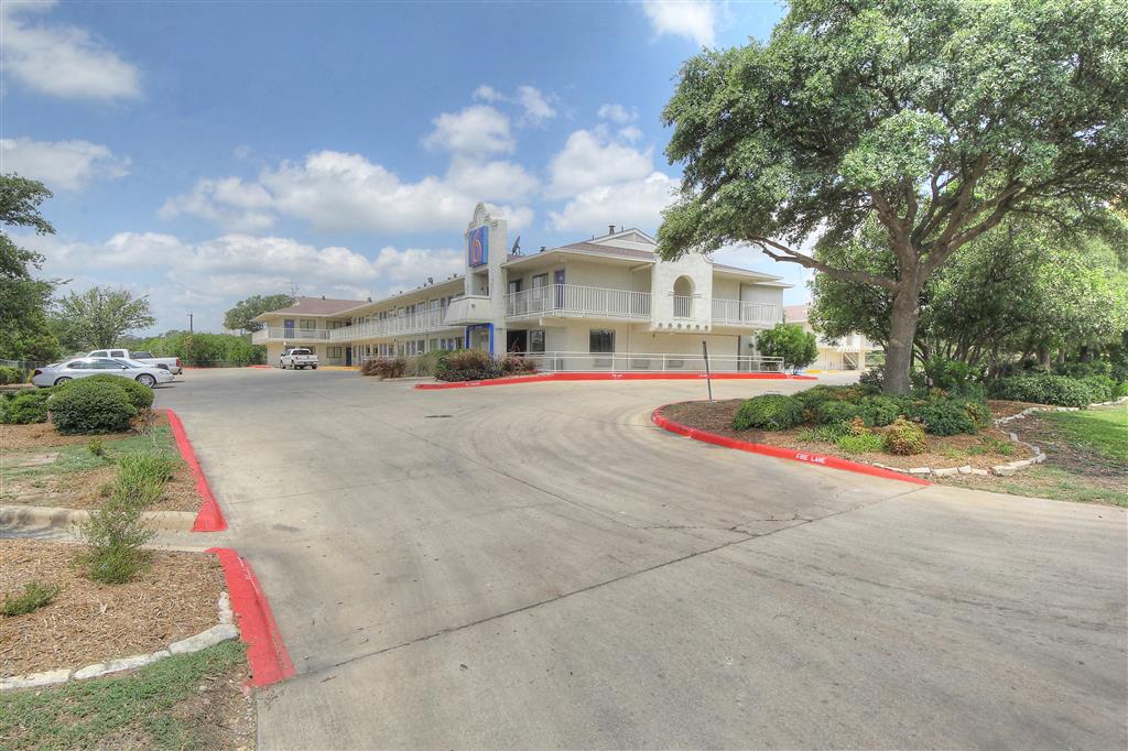 Motel 6 San Antonio TX Fiesta - photo 5