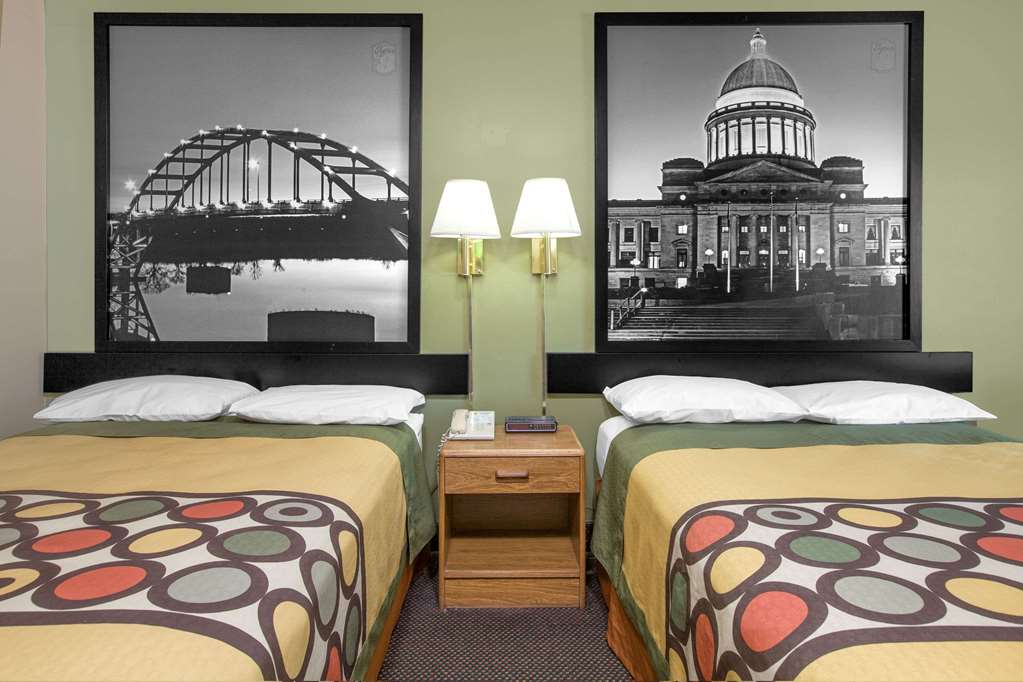 Super 8 by Wyndham Clarksville AR - photo 6