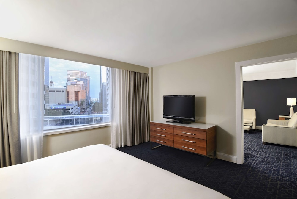 Hotel Tampa Riverwalk - photo 42