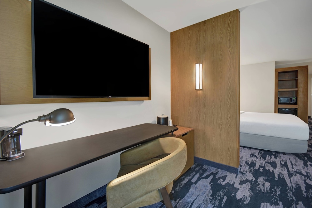 Fairfield Inn & Suites by Marriott Mansfield - photo 13