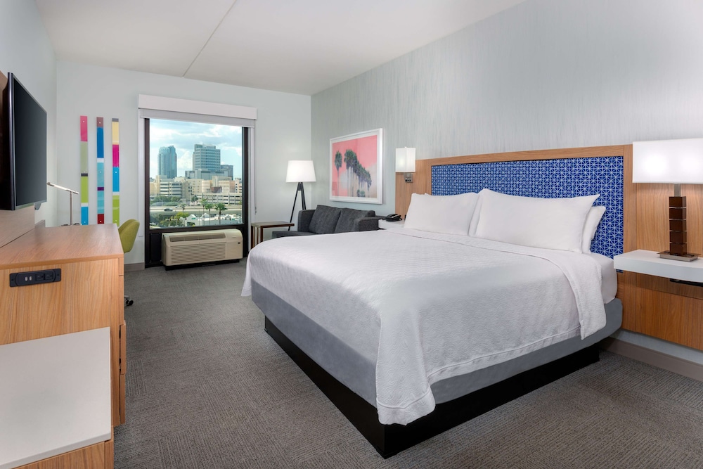 Hampton Inn Tampa Downtown Channel District - photo 9