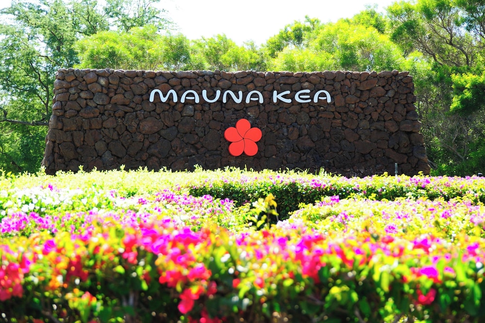 Mauna Kea Beach Hotel Autograph Collection — hotel in Waimea