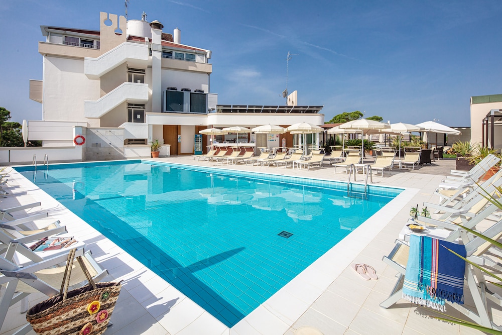 Hotel Jasminum in Bibione, Italy