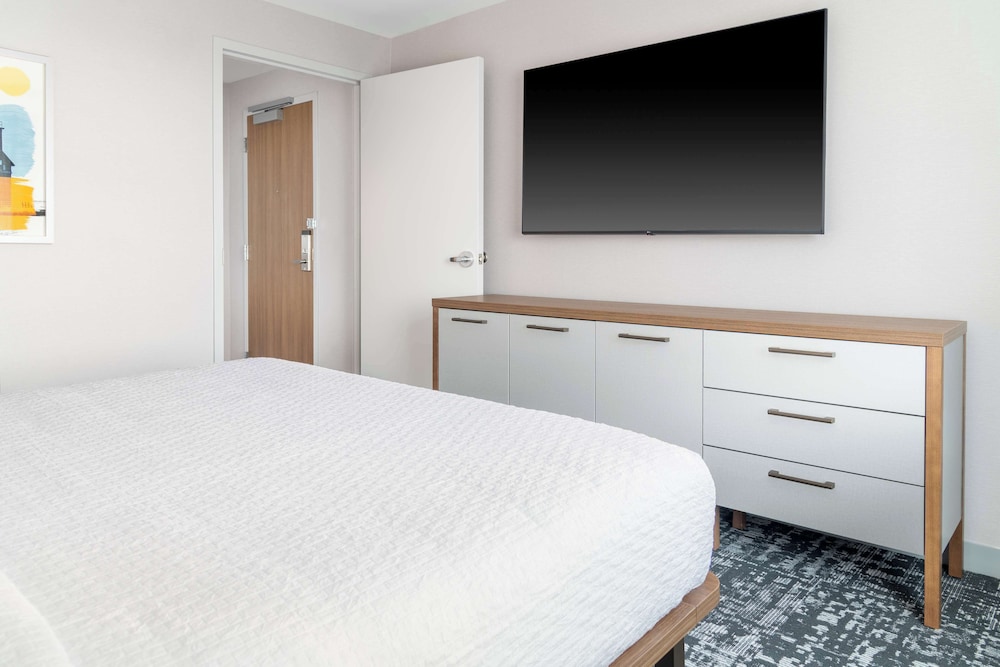 Homewood Suites by Hilton Holland - photo 11