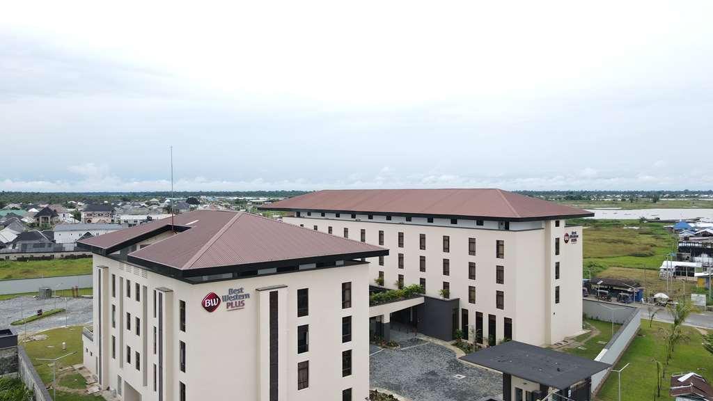 Best Western Plus at the Oxbow Lake in Yenagoa, Nigeria