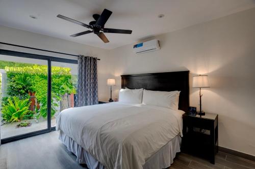 Lugar Pacifico Spacious Modern & Bright Apt — 4-Star Luxury Hotel in San Miguel De Allende, Mexico