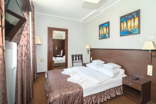Hotel Pod Filarami — Czeladz — photo 4