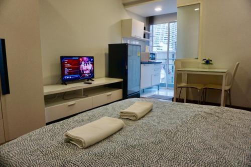 Hip & Funky Sathon15 apartment close to BTS St Louis — 4-Star Luxury Hotel in Bangkok, Thailand