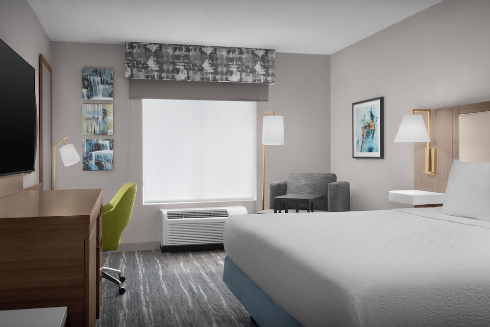 Hampton Inn Ithaca - photo 11